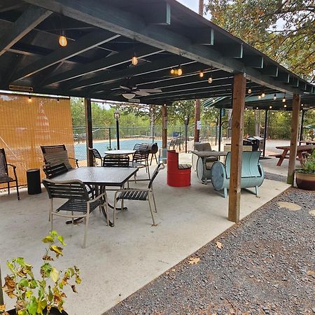Southern Comfort Inn & Resort Fairfield Bay المظهر الخارجي الصورة